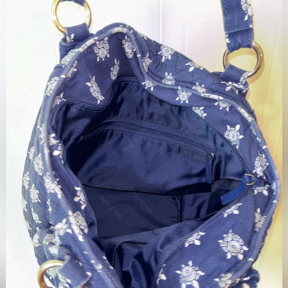 Vera Bradley Navy Sea Turtles purse - Picture 2 of 8